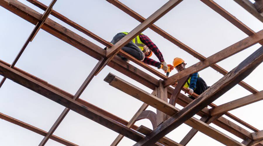 Expert Emergency Roof Repairs services in Commack, NY